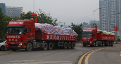 重庆武隆60吨生活物资启程支援孝感-上海食品销毁